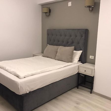 Hotel Helin - Calea Bucuresti Craiova Buitenkant foto