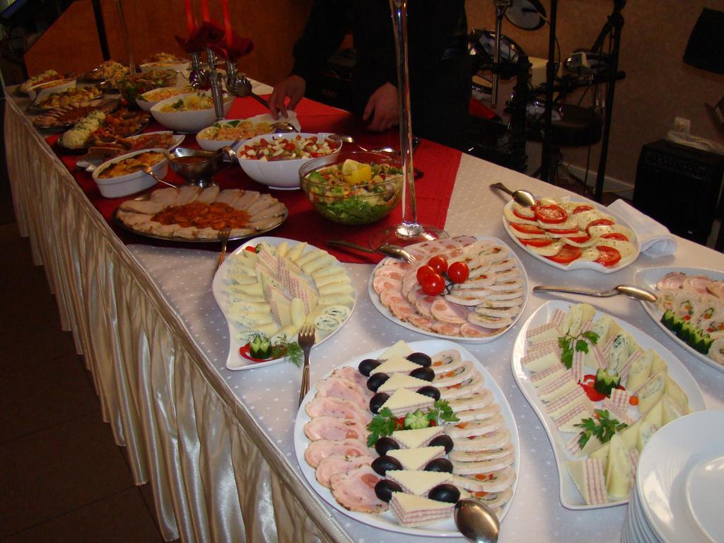 Hotel Helin - Calea Bucuresti Craiova Buitenkant foto