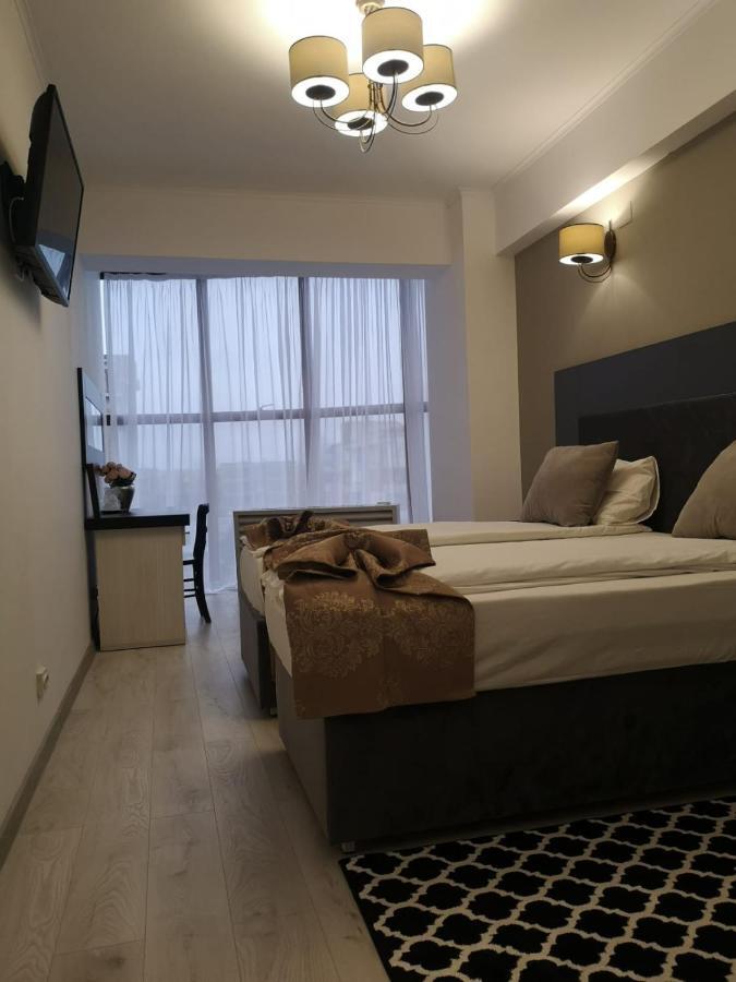 Hotel Helin - Calea Bucuresti Craiova Buitenkant foto