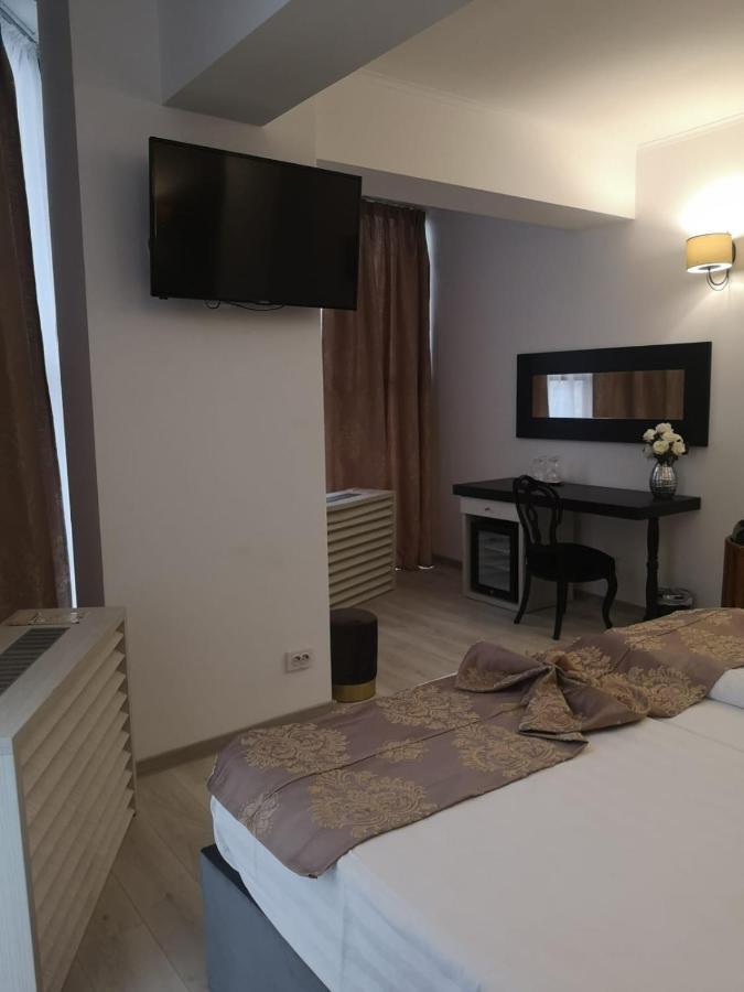 Hotel Helin - Calea Bucuresti Craiova Buitenkant foto